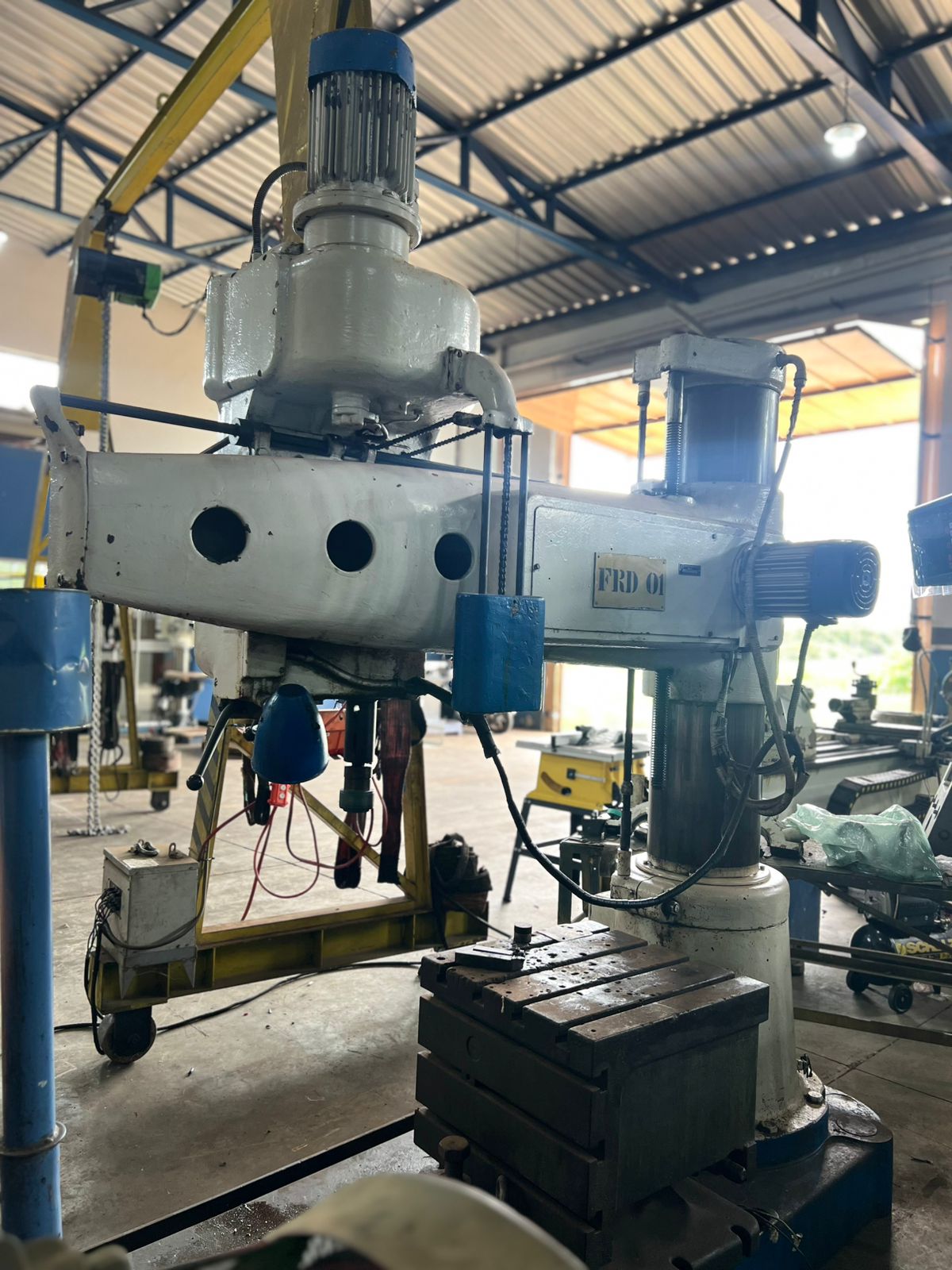 Furadeira Radial VR4 - MAS - WCM Máquinas | Empresa de Máquinas em Jaboticabal/SP