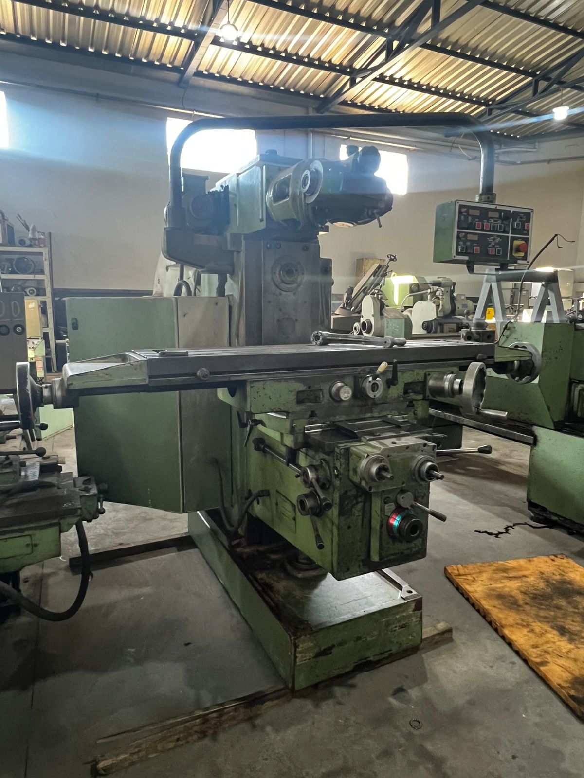 Fresadora Lagun M140 - WCM Máquinas | Empresa de Máquinas em Jaboticabal/SP