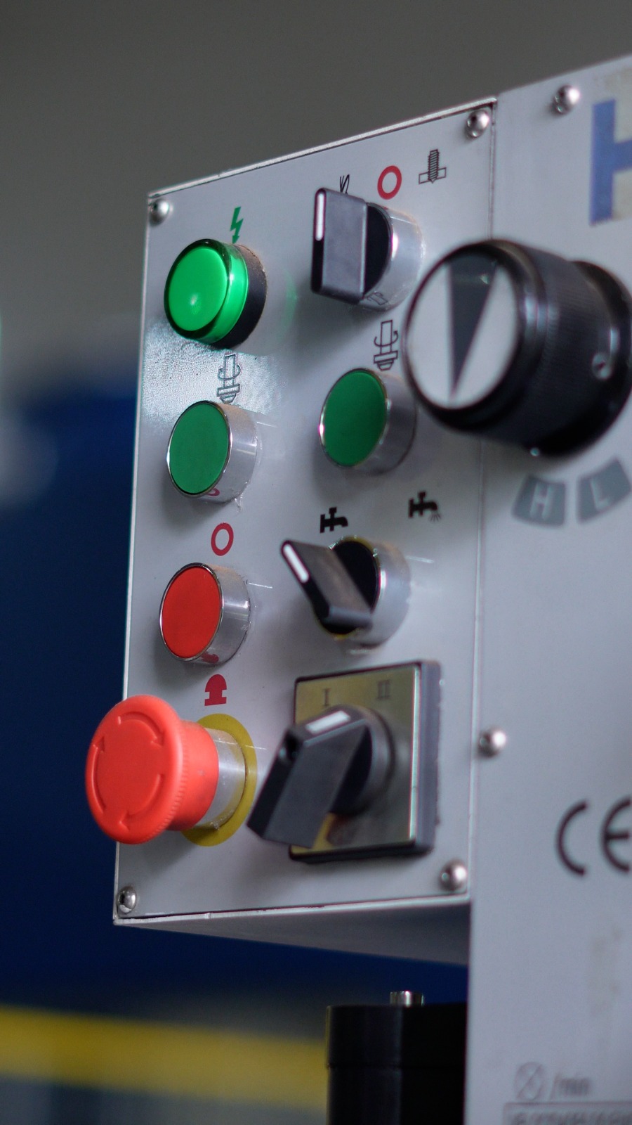 FURADEIRA FRESADORA ENGRENADA ZX40H - HYTHEQ - WCM Máquinas | Empresa de Máquinas em Jaboticabal/SP