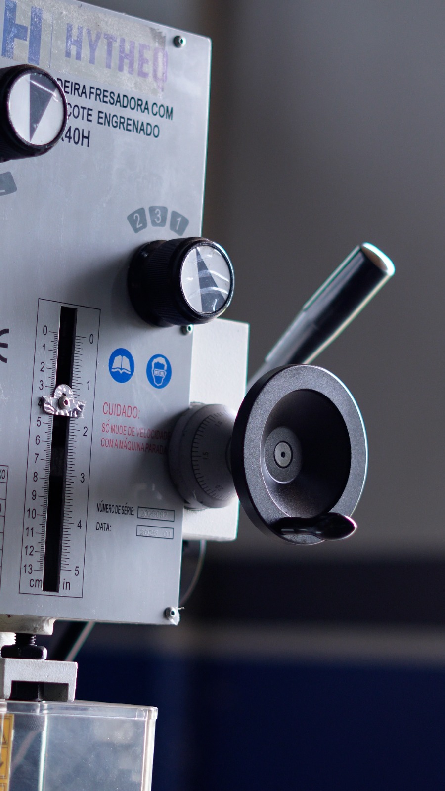 FURADEIRA FRESADORA ENGRENADA ZX40H - HYTHEQ - WCM Máquinas | Empresa de Máquinas em Jaboticabal/SP