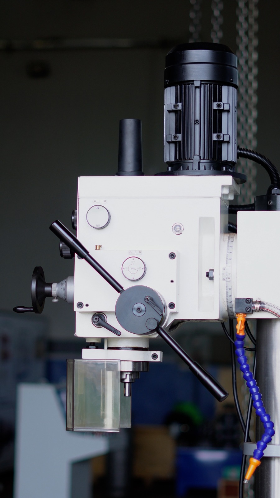 FURADEIRA FRESADORA ENGRENADA ZX40H - HYTHEQ - WCM Máquinas | Empresa de Máquinas em Jaboticabal/SP