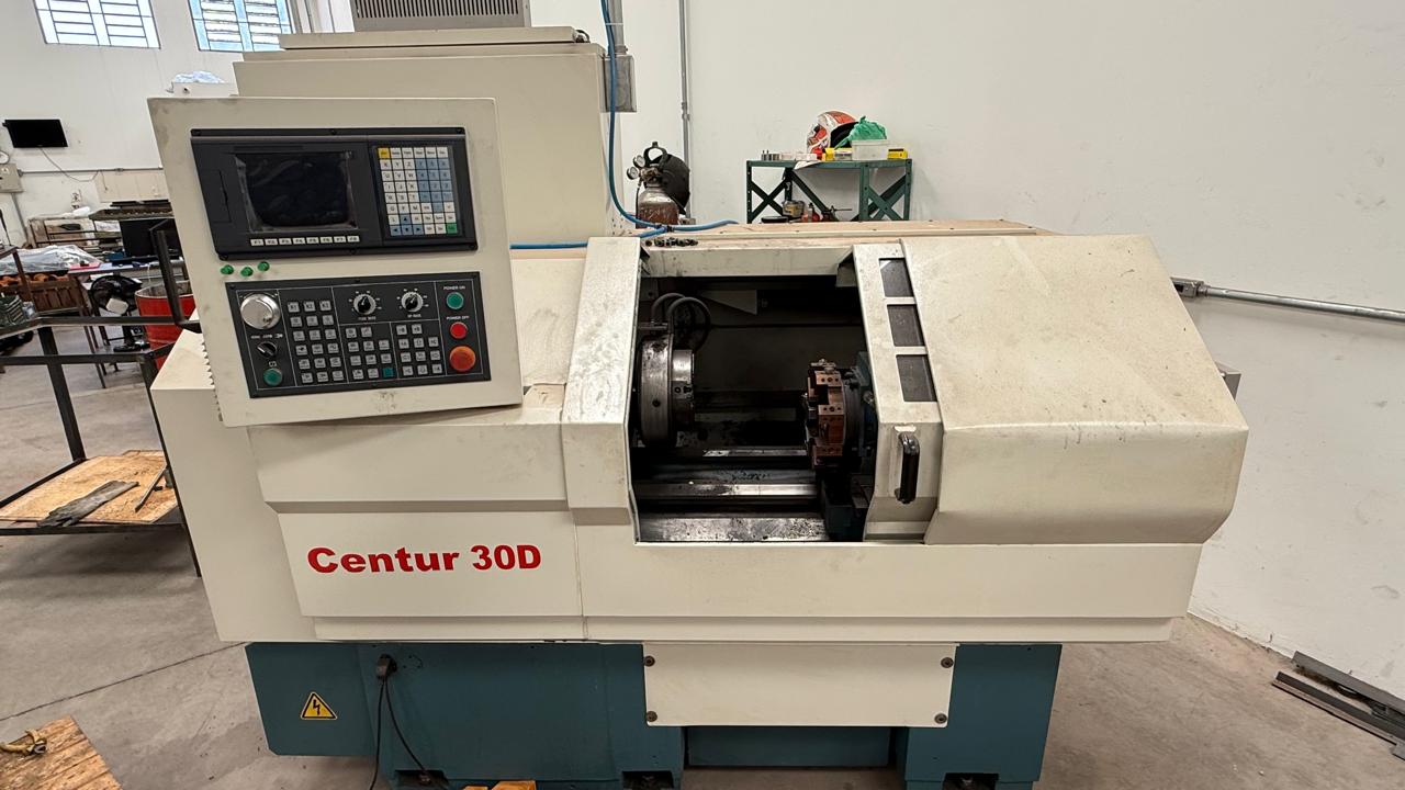 TORNO CNC ROMI CENTUR 30D