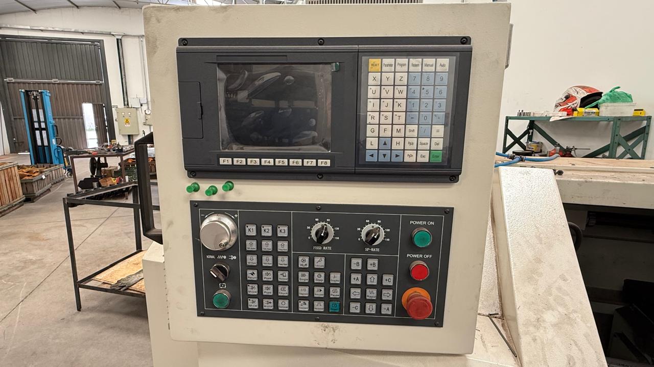TORNO CNC ROMI CENTUR 30D - WCM Máquinas | Empresa de Máquinas em Jaboticabal/SP